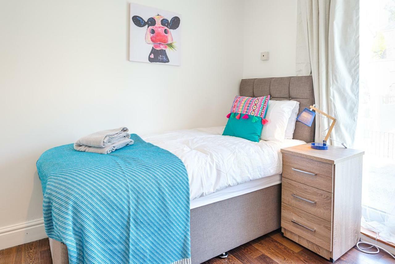Liberty Spacious Swansea Luaran gambar