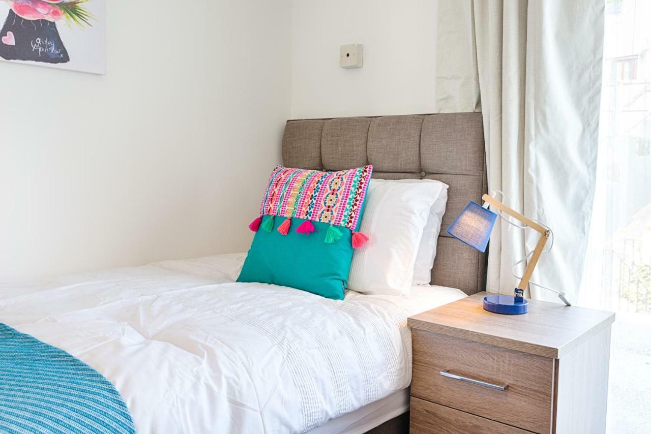 Liberty Spacious Swansea Luaran gambar